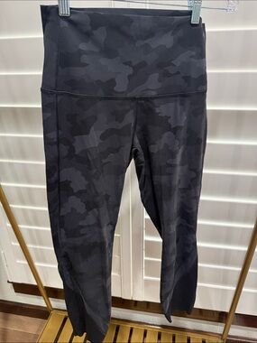 lululemon athletica Black Camo High-Rise Scallop Cropped Leggings
